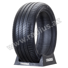 Primacy 4 225/45 R18